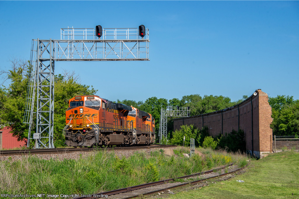 BNSF 8399